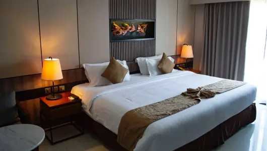 Seitwerk Hotel Uffing am Staffelsee Doppelbett im Doppelzimmer 530x300