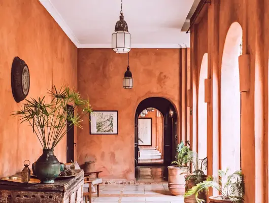 Seitwerk Hotel Uffing am Staffelsee Hotel Flur 530x400