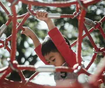 Seitwerk Hotel Uffing am Staffelsee Kind Klettergeruest 360x300