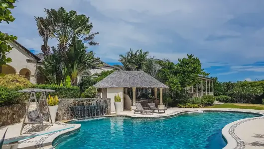 Seitwerk Hotel Uffing am Staffelsee Schwimmbad Bereich 530x300