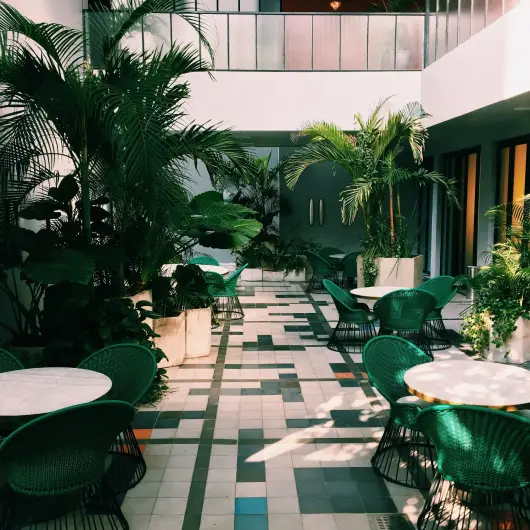 Seitwerk Hotel Uffing am Staffelsee Wintergarten Restaurant 530x530